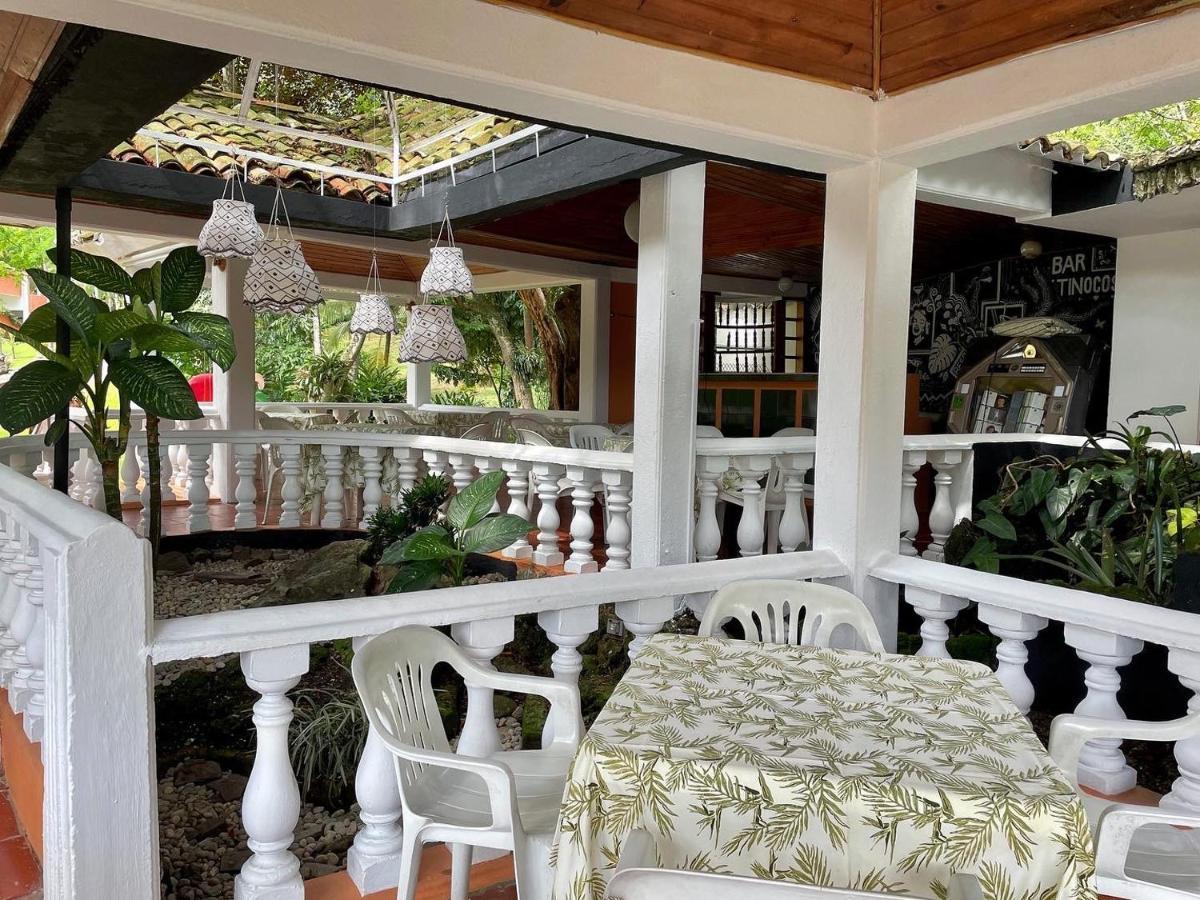 Hotel Hacienda El Diamante Villeta Kültér fotó