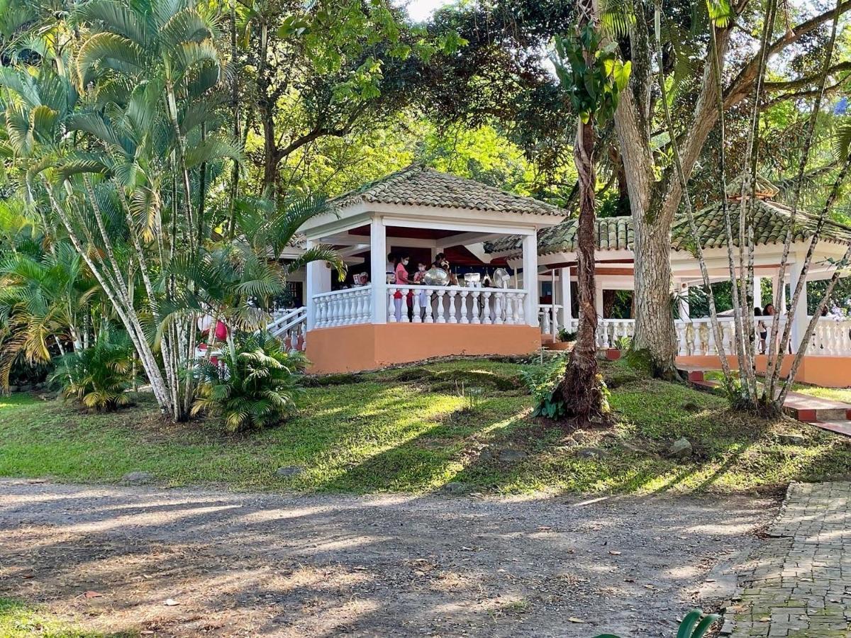 Hotel Hacienda El Diamante Villeta Kültér fotó