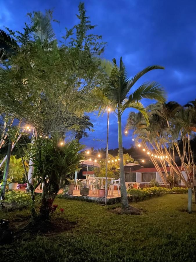 Hotel Hacienda El Diamante Villeta Kültér fotó