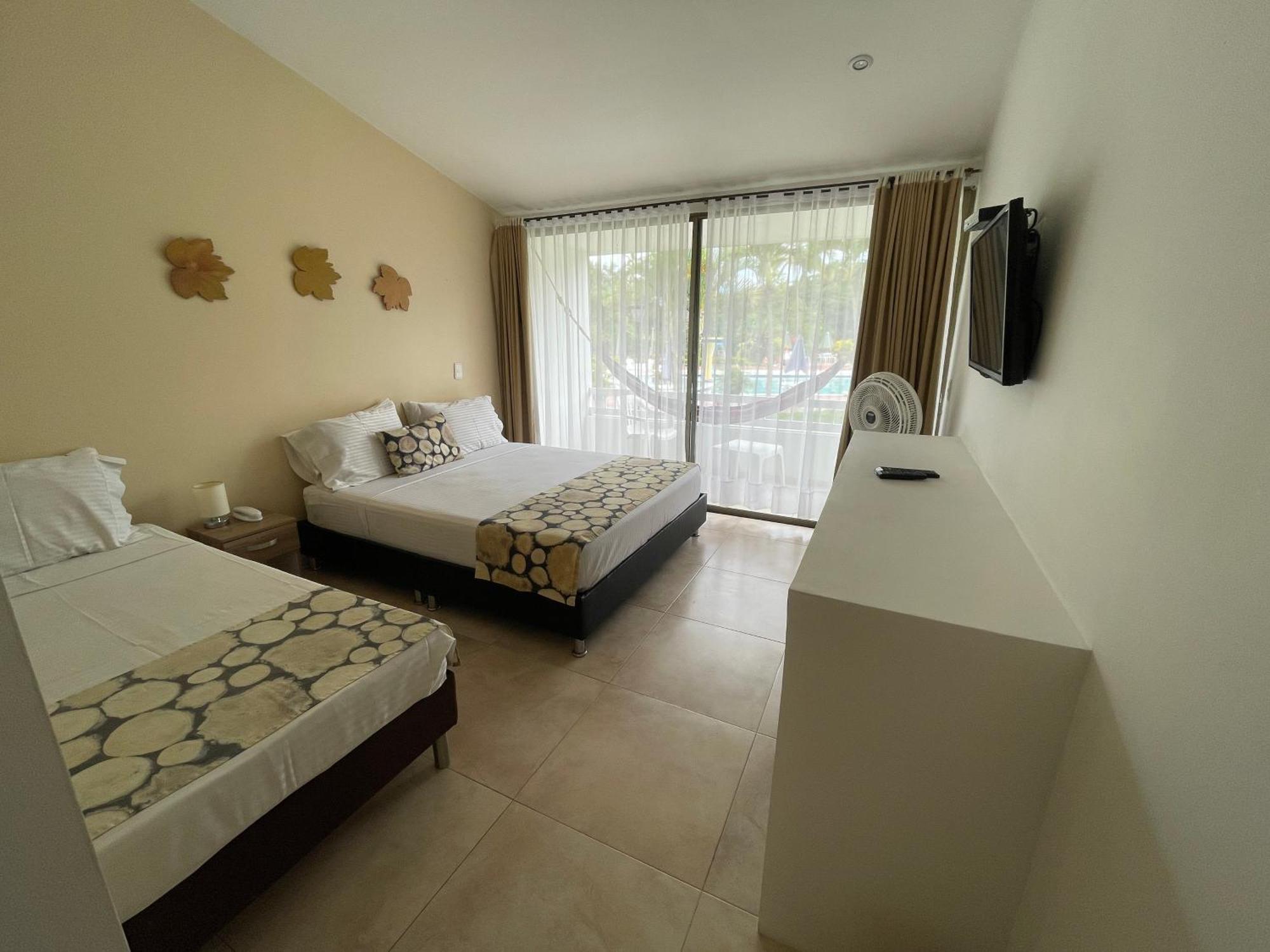 Hotel Hacienda El Diamante Villeta Kültér fotó